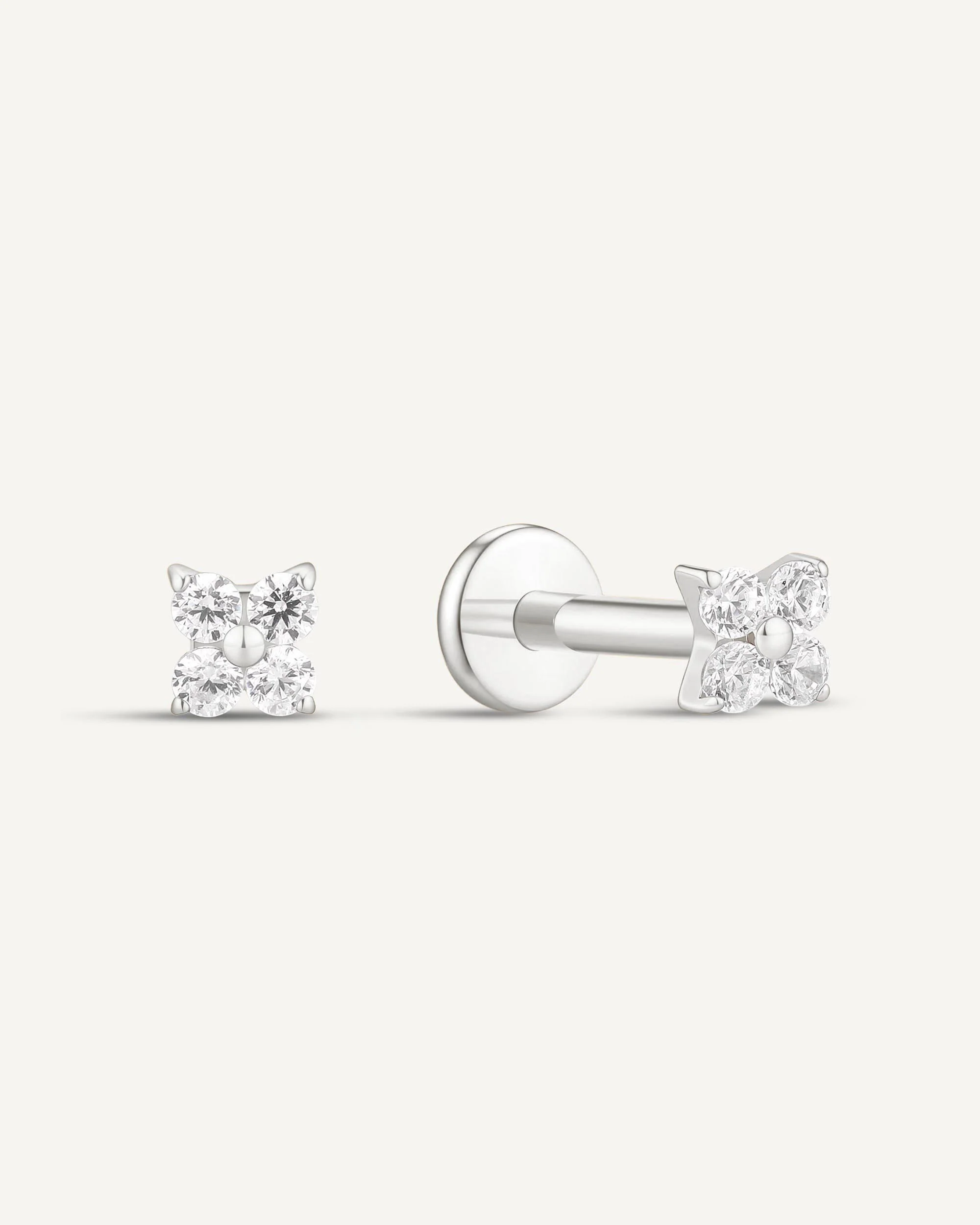 CZ Clover Titanium Flat Back Stud in Silver - Image 4
