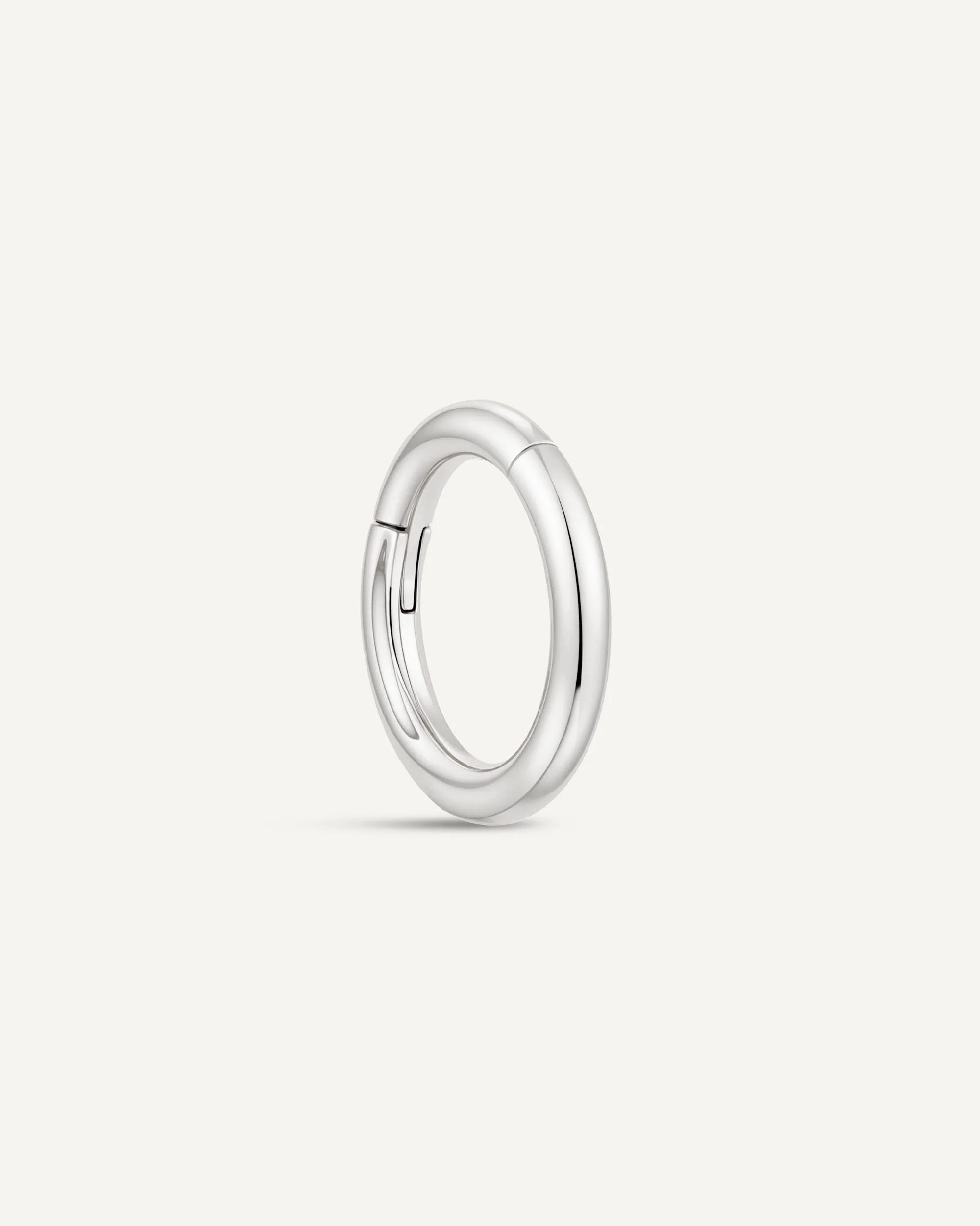 Essential Titanium Clicker Huggies In Silver - Image 4