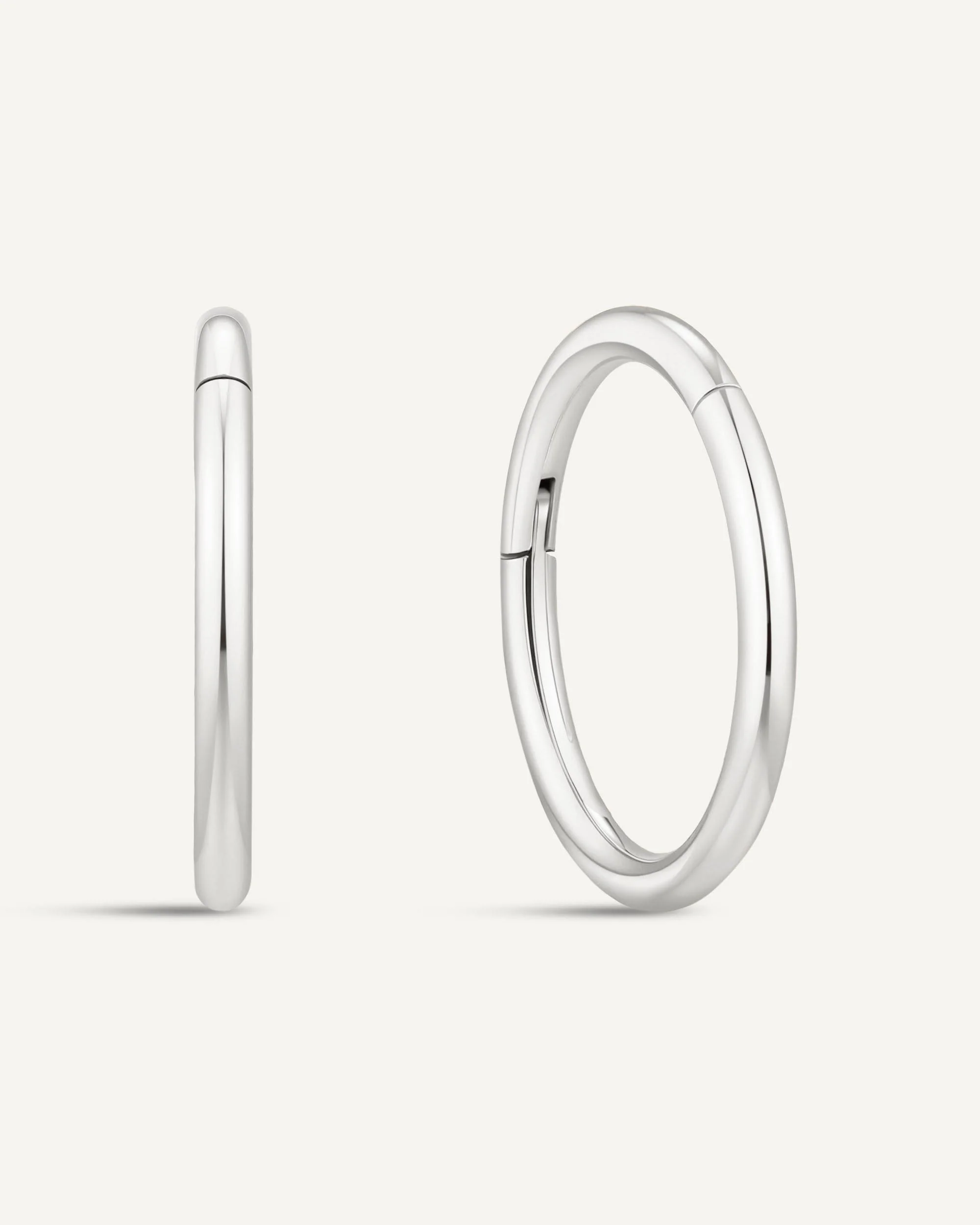 Essential Titanium Clicker Huggies In Silver - Image 9
