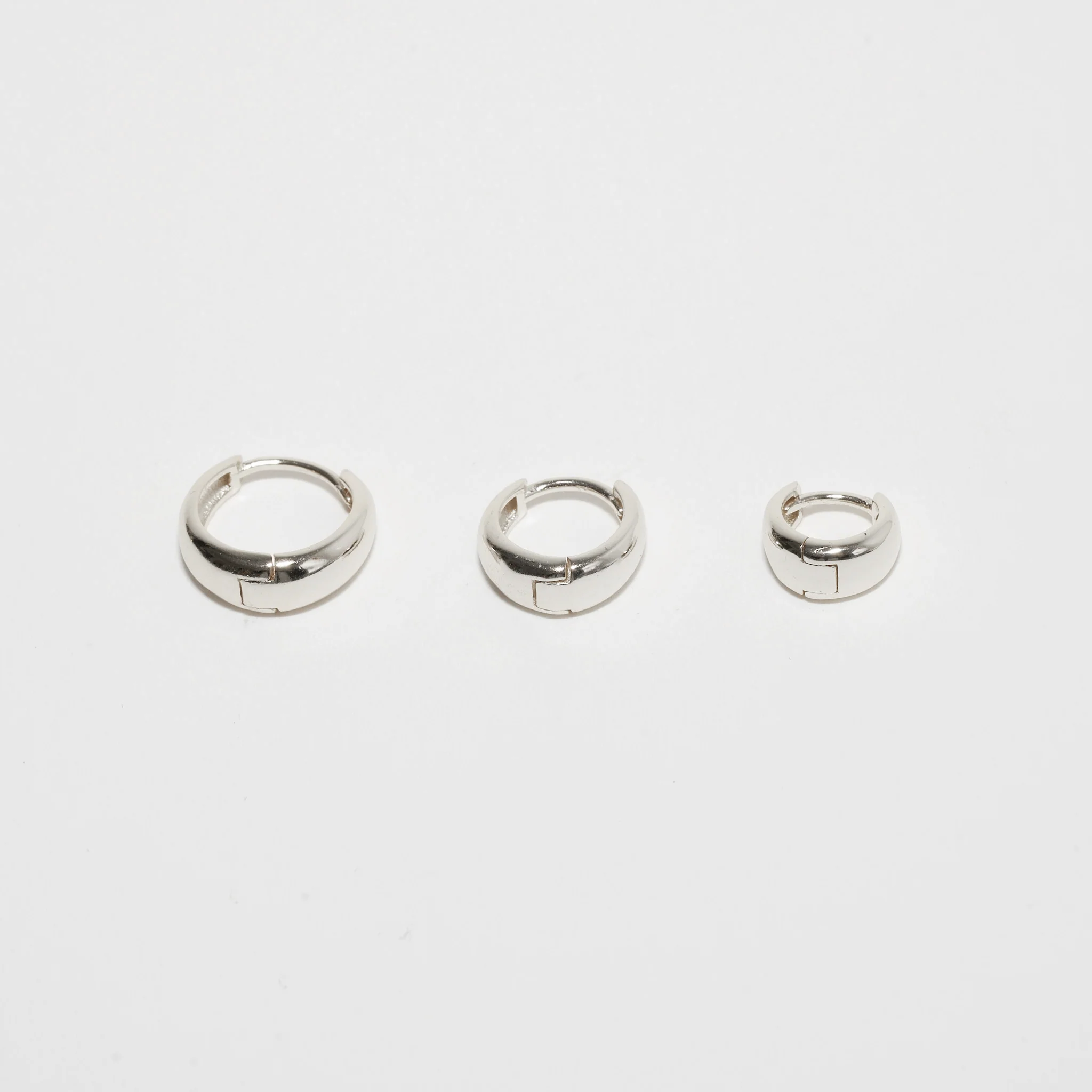 Everyday Tapered Huggies Set in Silver - Image 4