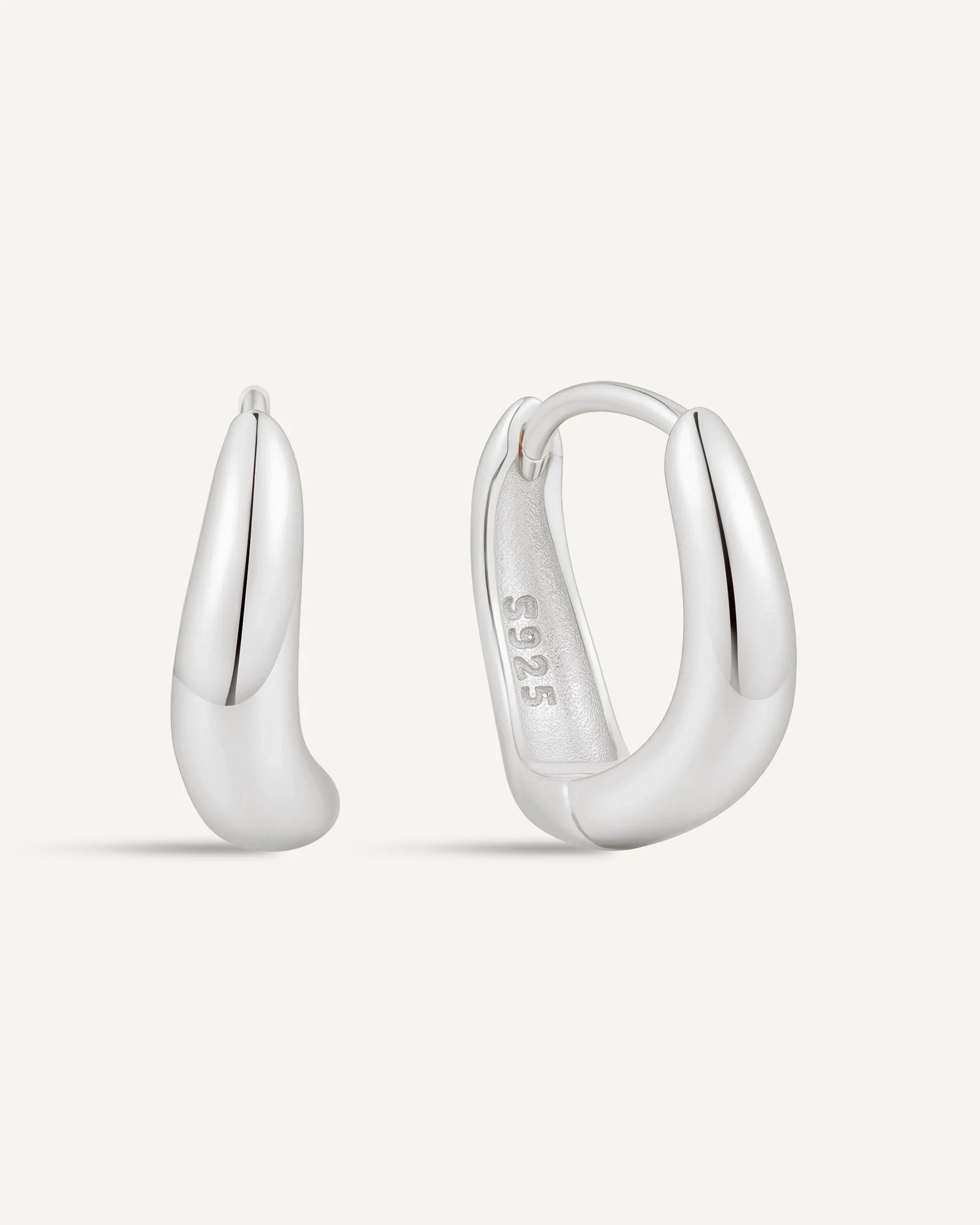 Tapered Wavy Huggie Hoops In Silver - Image 6