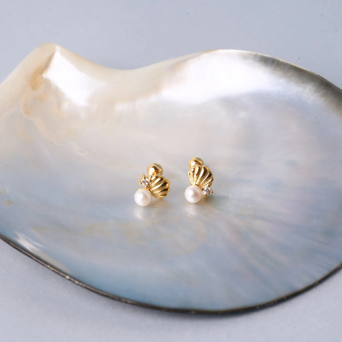 Tiny Shell & Pearl Barbell Studs In Gold - Image 4