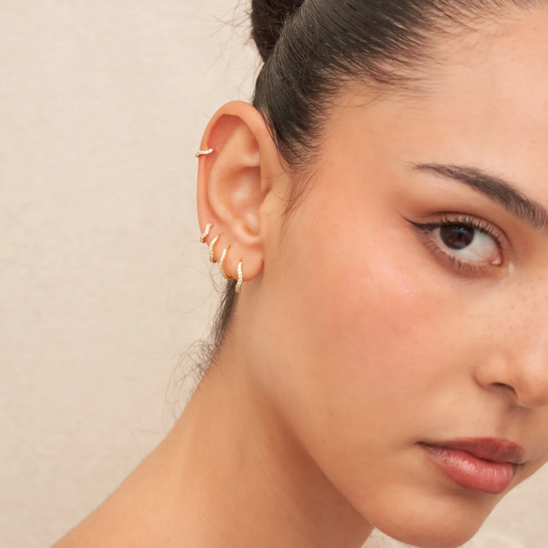 Wavy Crystal 6mm Helix Huggie In Gold - Image 3